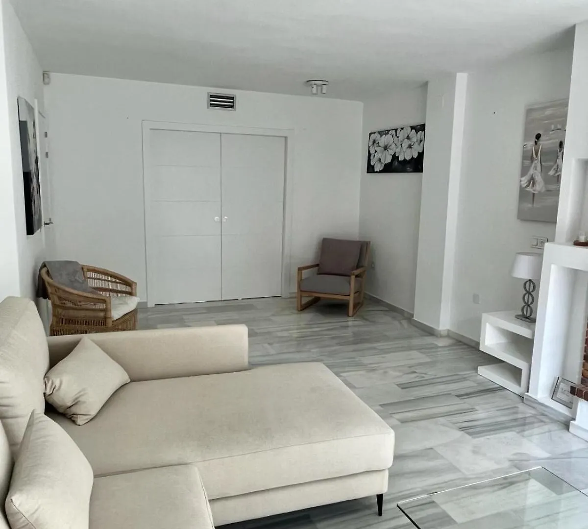 Newly Refurbished Townhouse Los Naranjos, Puerto Banus Marbella