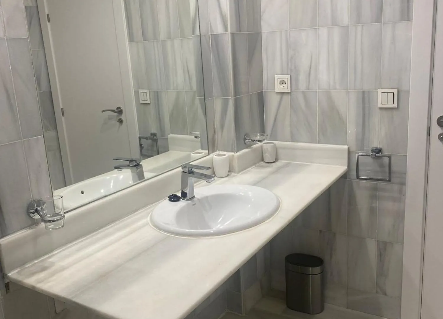 Newly Refurbished Townhouse Los Naranjos, Puerto Banus Marbella